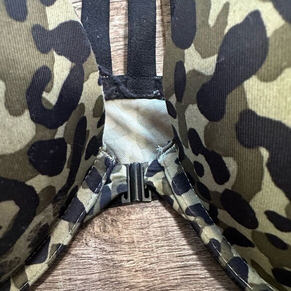 Pink “Camo” Push Up Bra! 38C - Picture 5 of 5